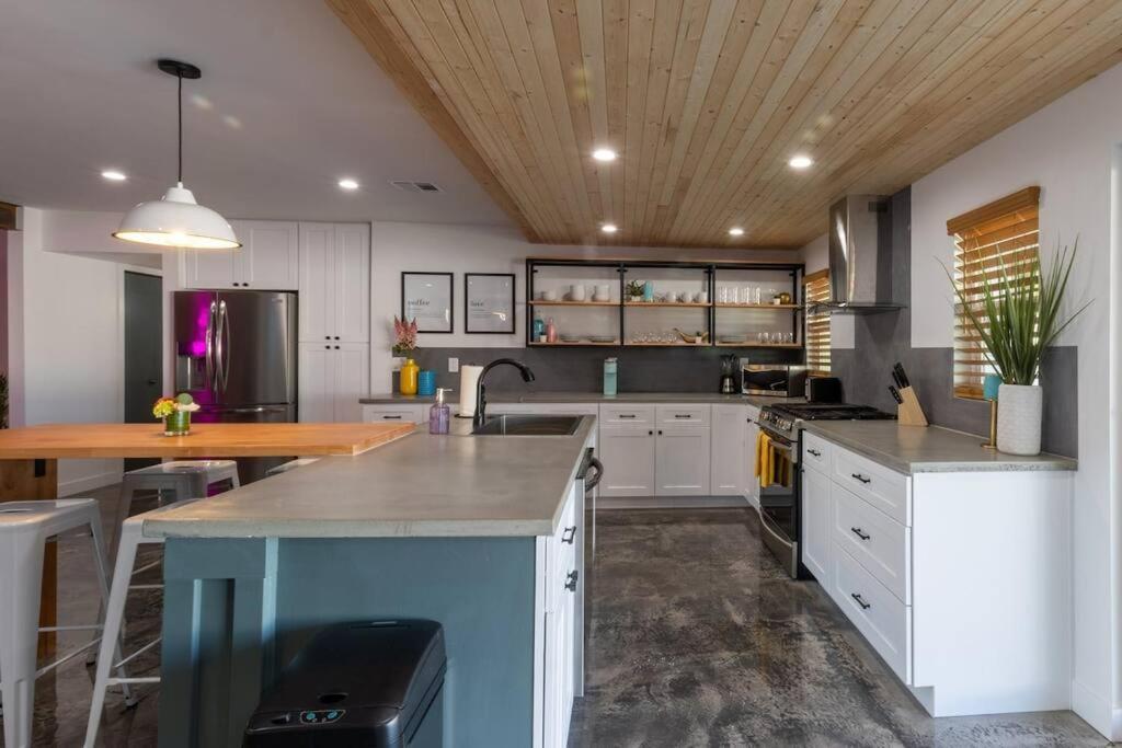 Love Oasis By Scottsdale Beach Club - New Bagian luar foto