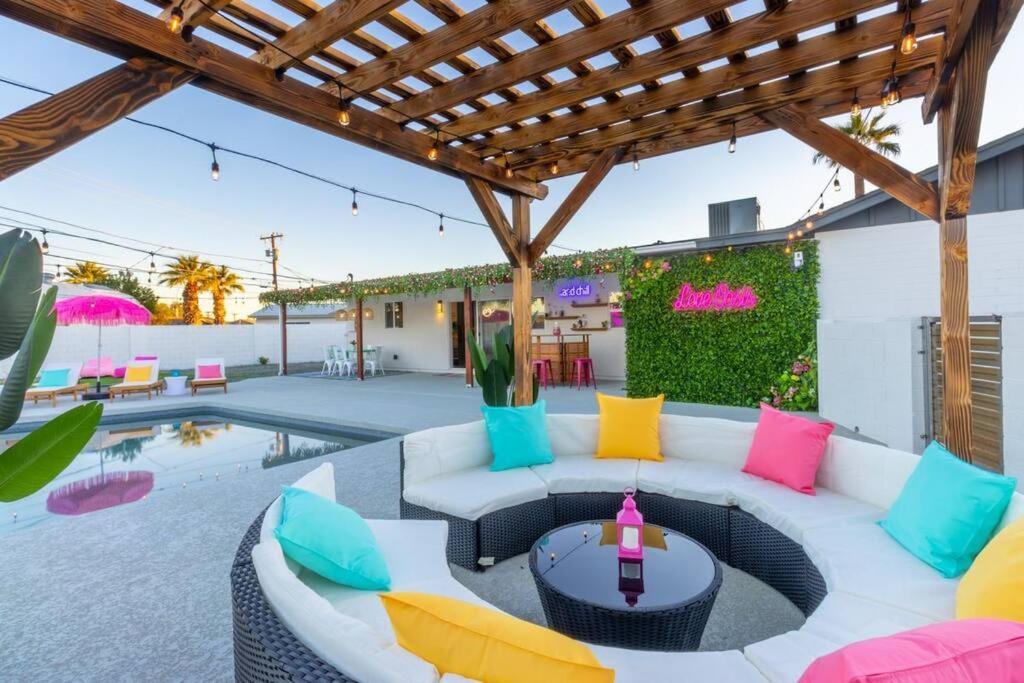Love Oasis By Scottsdale Beach Club - New Bagian luar foto